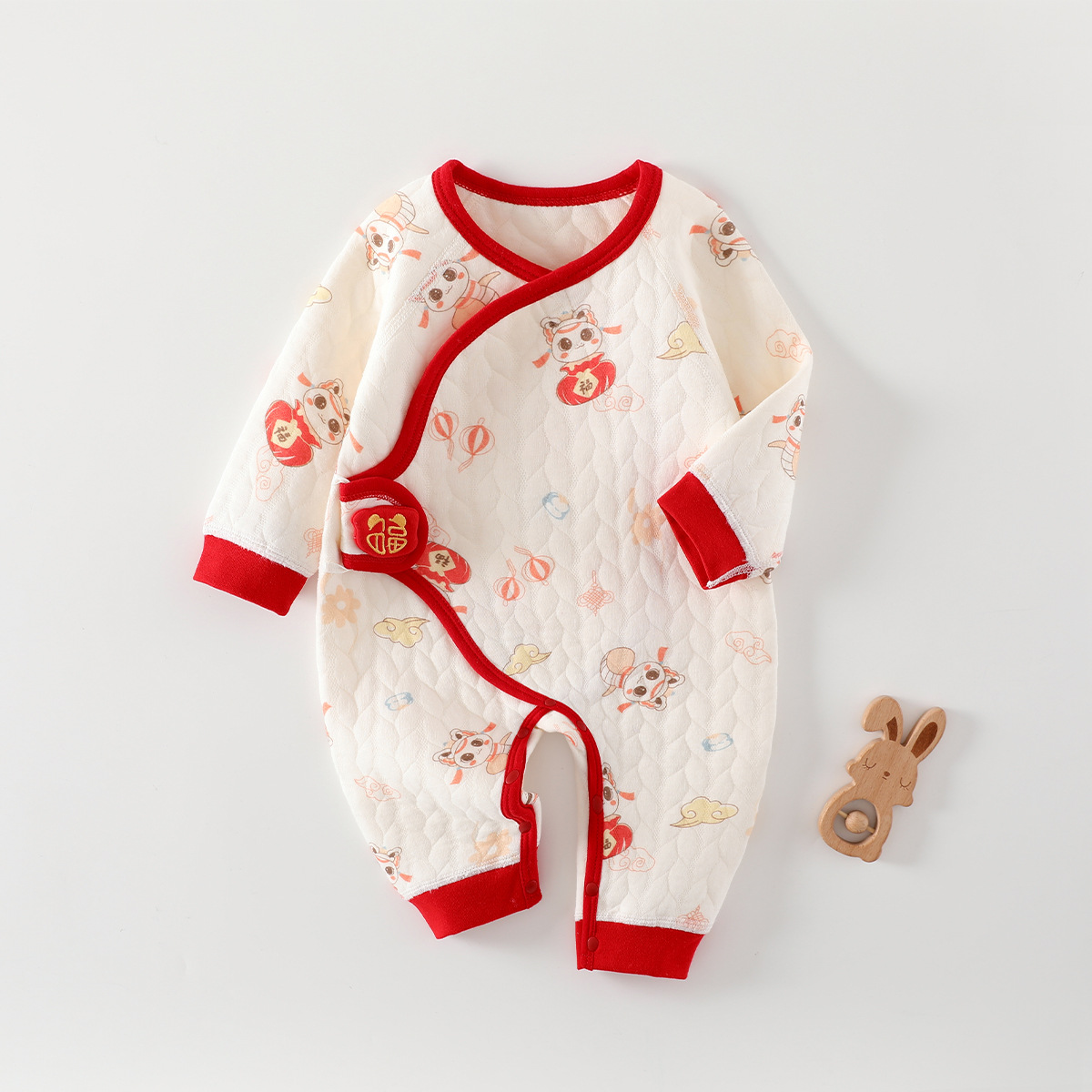 Newborn Baby Clothes Autumn and Winter Cotton-padded jumpsuit Newborn Snake Baby Warm Autumn Clothes Full Moon Clothes New Year Clothes