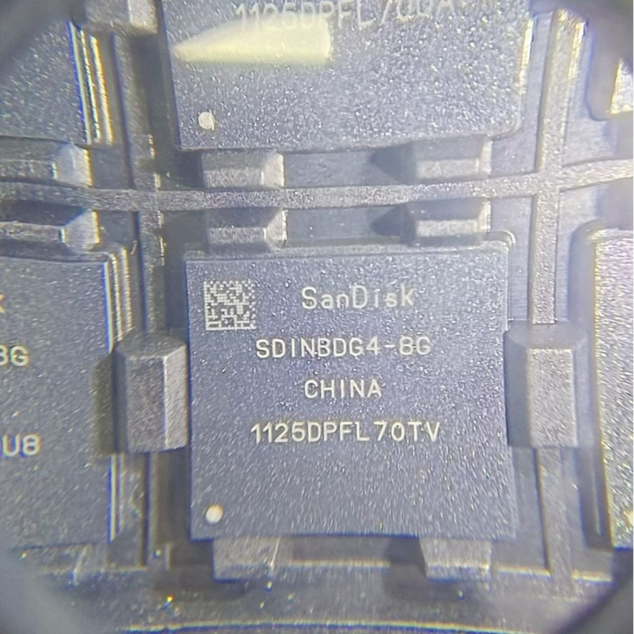 eMMC   SanDisk/闪迪  SDINBDG4-8G  封装BGA153