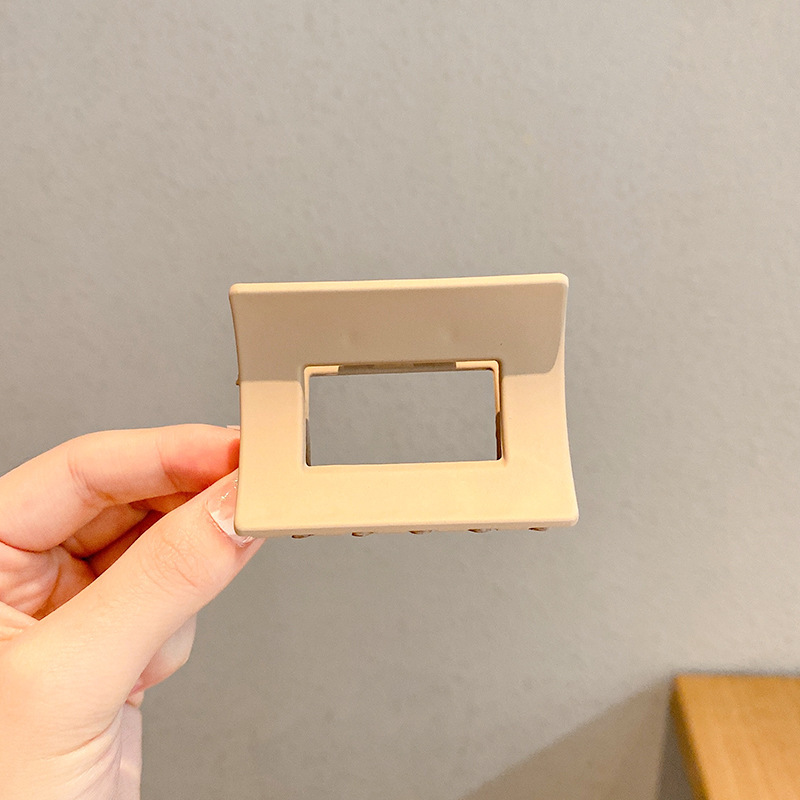 Gran tiburón clip leche serie café clip de pelo mujer cabeza espalda temperamento simple pelo agarre horquilla moda pelo accesorios al por mayor