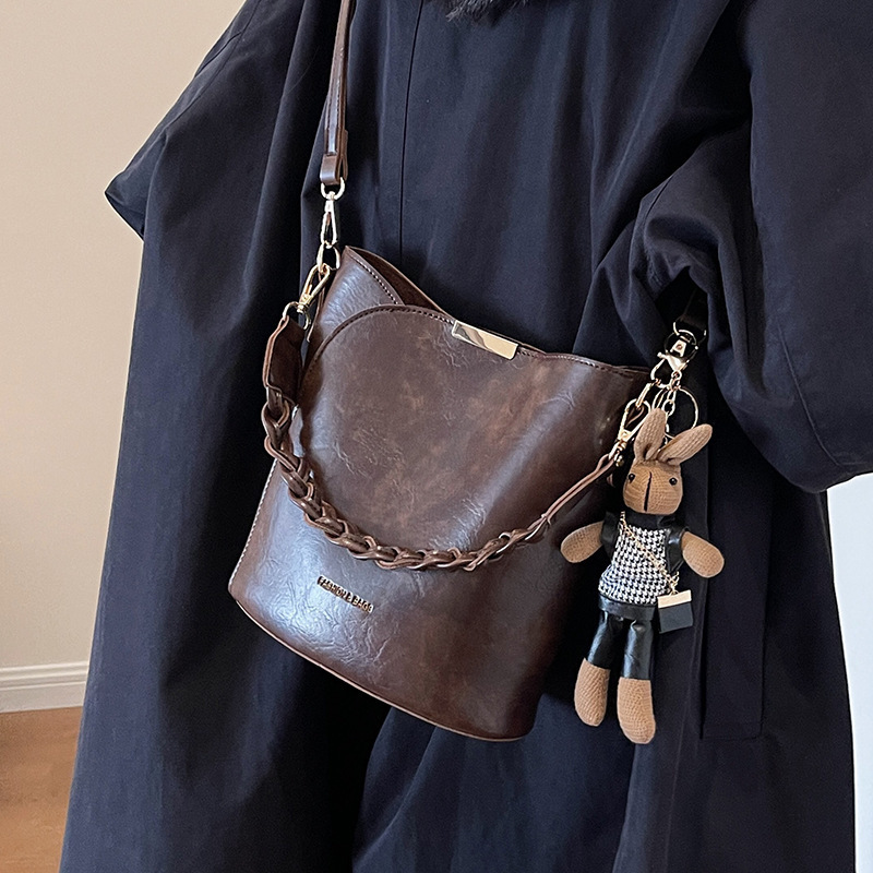 Retro Small Bag for Women 2025 New Model High-Quality Versatile Crossbody Bag Popular Handbag Bucket Bag