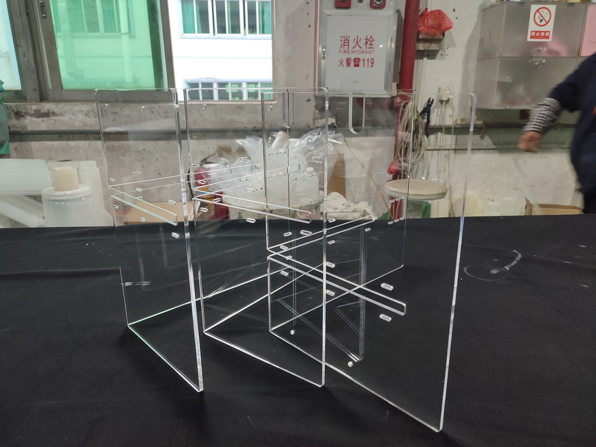 透明高清有机玻璃制品一体折弯成型热弯整体亚克力产品加工