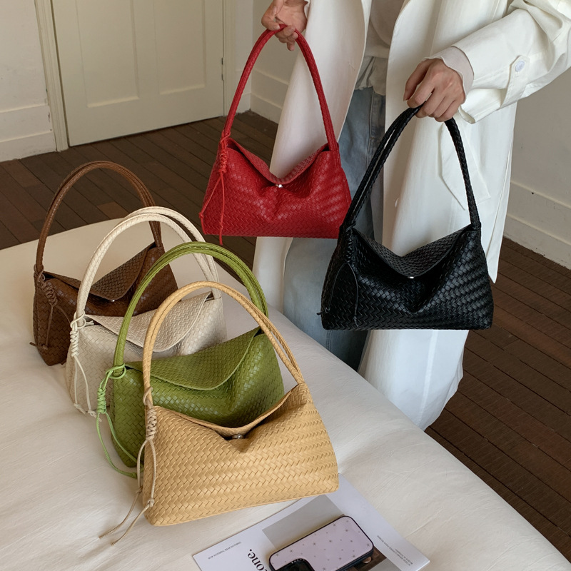 Retro-Handtasche für Mutter und Tochter, modische Achseltasche 2026, vielseitige, gewebte Tasche mit großem Fassungsvermögen_voghion.com