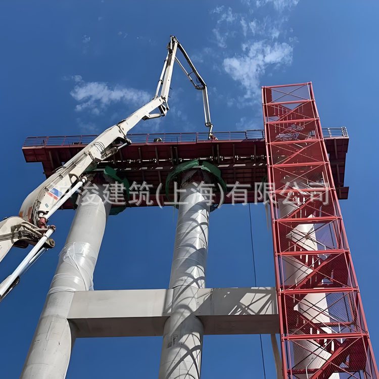 圆柱厂家钢模定型模板圆弧桥梁建筑