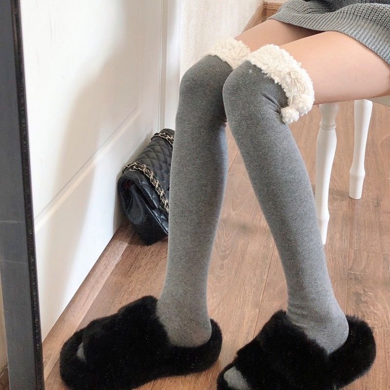 Frau Japanischer Stil Einfarbig Baumwolle-polyester Über Die Knie Socken Ein Paar display picture 3