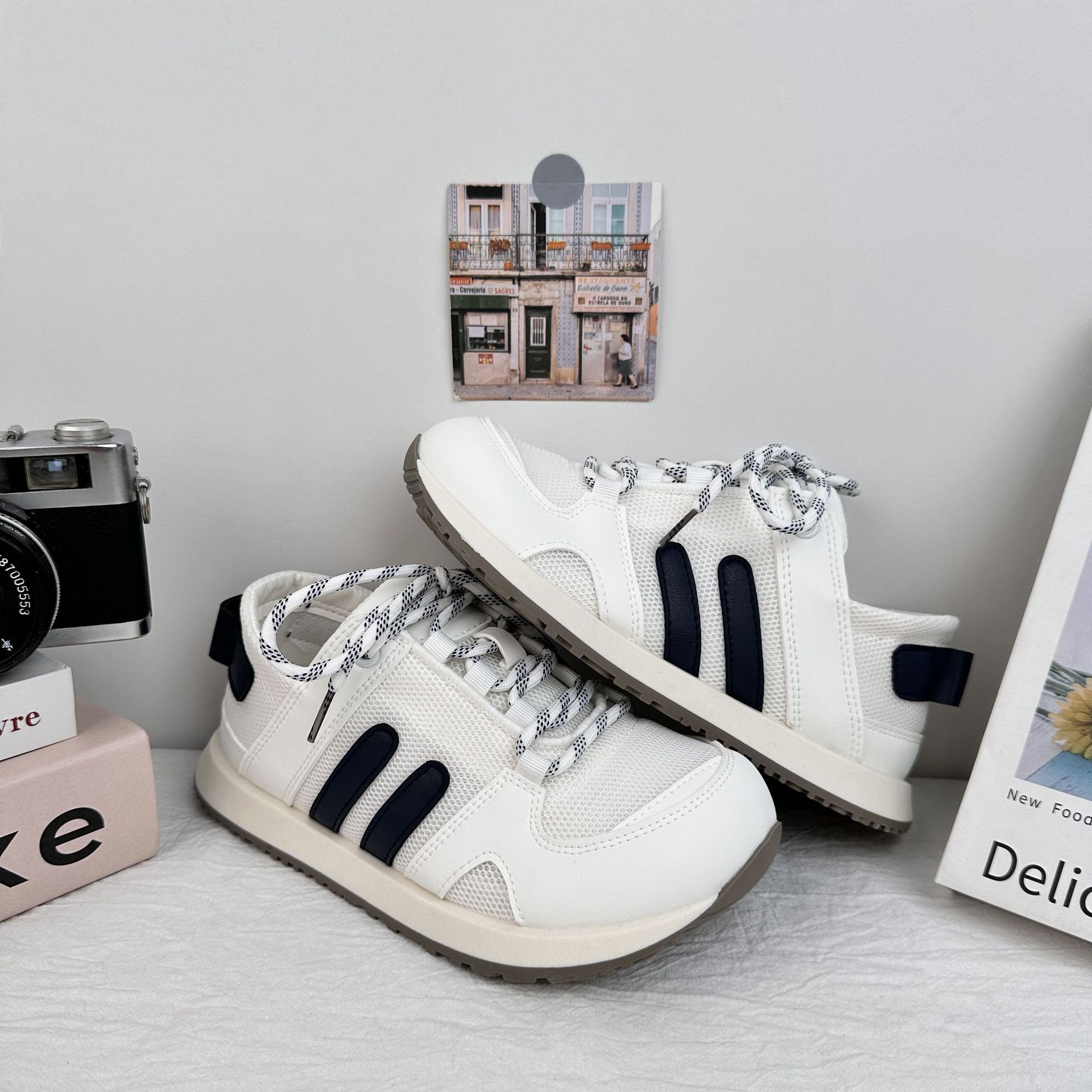 Zapatos de red de ondas largas zapatos blancos para mujeres 2025 nuevos zapatos deportivos casuales de verano transpirables zapatos de mujer Agam zapatos de cabello