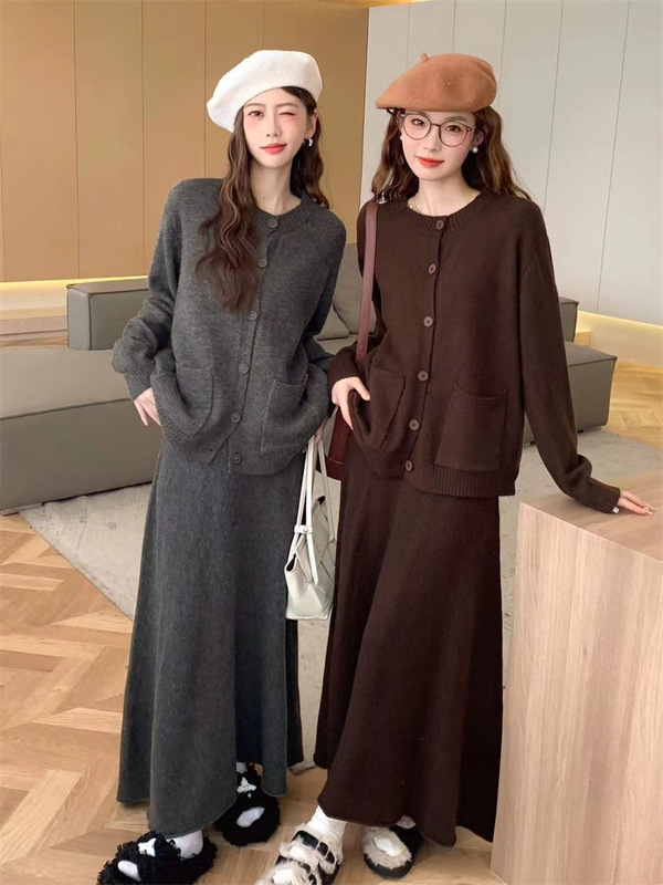 怠惰な風の純色のニットのセーターのスーツの女性の秋冬の新型の韓国版の簡単でカジュアルなカーディガンの半身のスカートの2つのセット|undefined