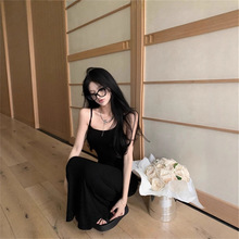 纯欲辣妹多巴胺穿搭黑色无袖吊带背心收腰鱼尾包臀连衣裙性感女装