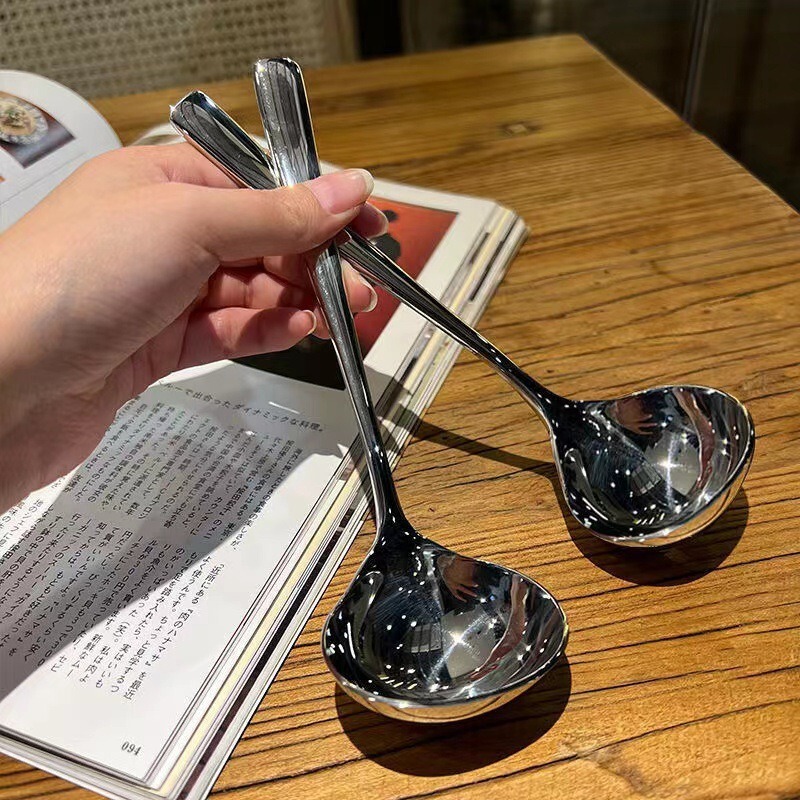 Korean-Style Thickened Large Soup Spoon, High Aesthetic Value, Trendy Stainless Steel Spoon for Home Use, Suitable for Serving Soup and Hot Pot, Long Handle Large Soup Ladle Korean-Style Thickened Large Soup Spoon, High Aesthetic Value, Trendy Stainless Steel Spoon for Home Use, Suitable for Serving Soup and Hot Pot, Long Handle Large Soup Ladle