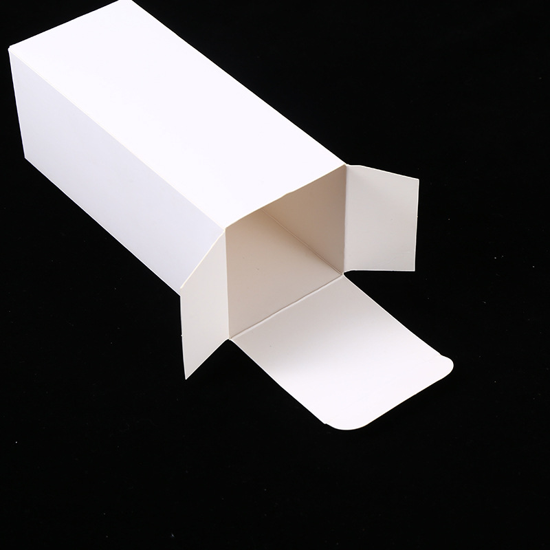 Caja blanca larga engrosada en stock Tarjeta blanca plegable caja blanca rectangular caja corrugada personalizada caja de color embalaje cuadrado
