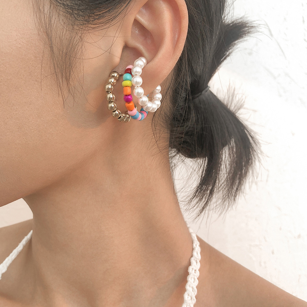 Wholesale Jewelry Pearl C-shaped Beaded Earrings Nihaojewelry display picture 3
