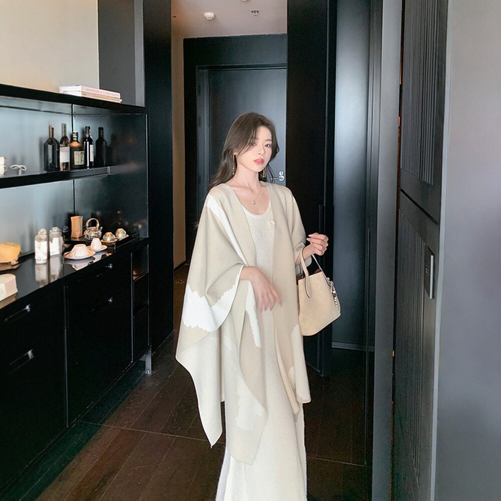 Knitted shawl for women, spring and autumn outerwear, long loose-fitting cardigan, slimming and stylish, versatile cape coat for air-conditioned rooms