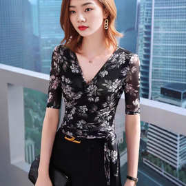 拉丁舞练功服女短袖V领吉特巴摩登舞舞蹈服2025新款绑带跳舞上衣