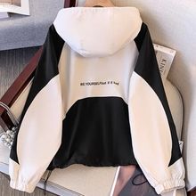 女童外套春秋装2025新款连帽拼色冲锋衣中大童韩版休闲夹克上衣潮