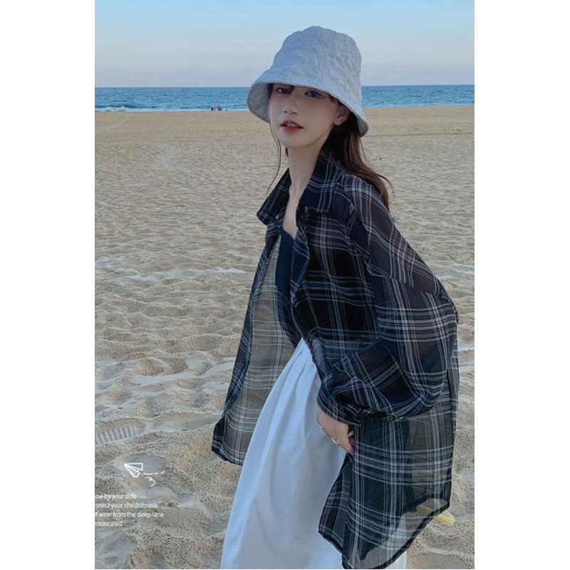 Plaid Shirt Women's Summer 2024 New Thin Clothes Sunscreen Shirt Design Sense Perspective Clothing Shirt Jacket Cardigan Top