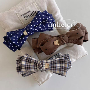 Ӣ���WԺ�L��y���c��˺����Y�㽶�A����͹�ײɫ��ˇ�l�A�^�Ů