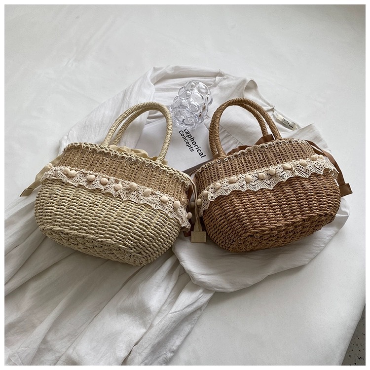 Women's Medium Straw Solid Color Vacation Beach Weave Lace String Straw Bag display picture 2