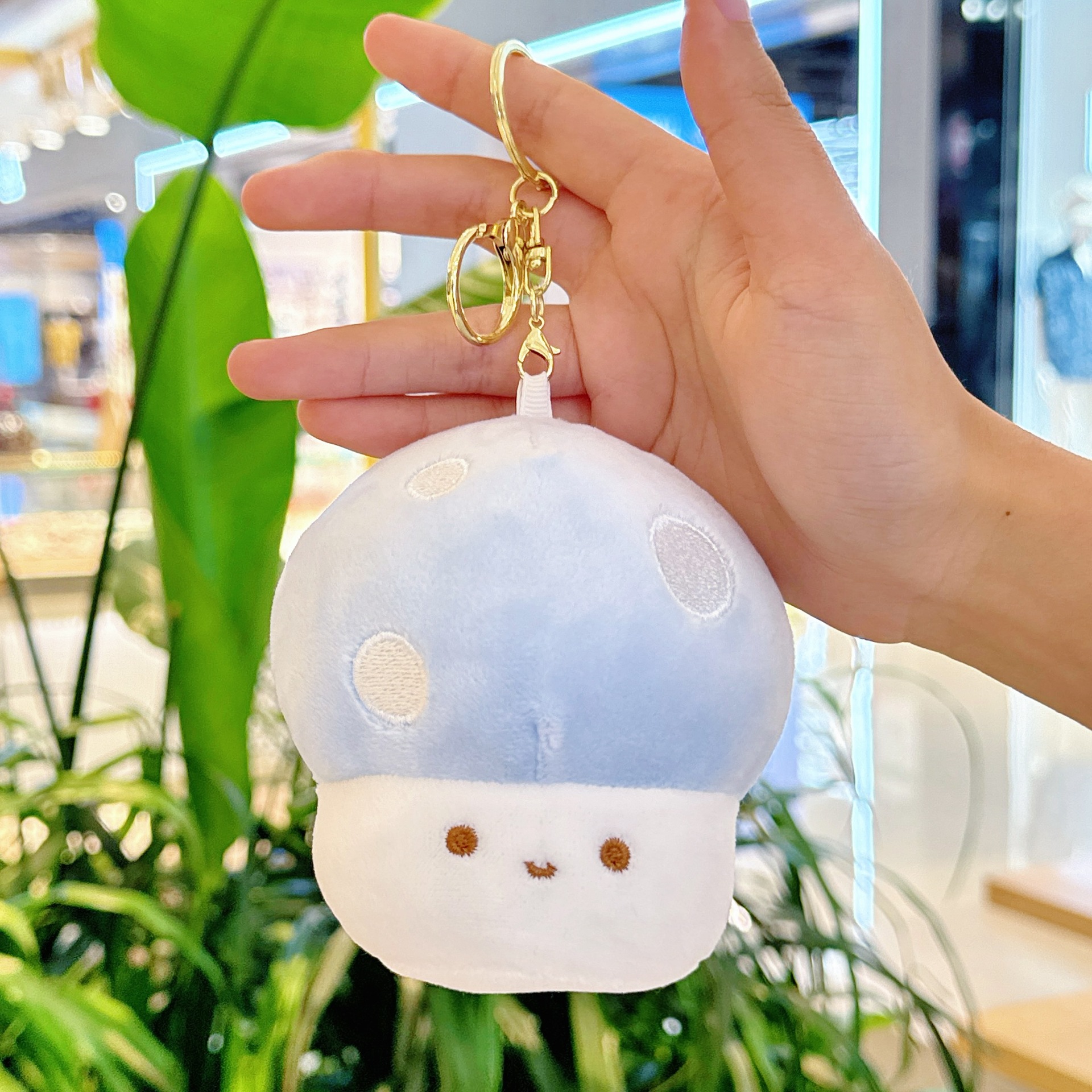 Muñeco de peluche con llavero de seta para celebración de bodas, regalo de bolsa ciega.