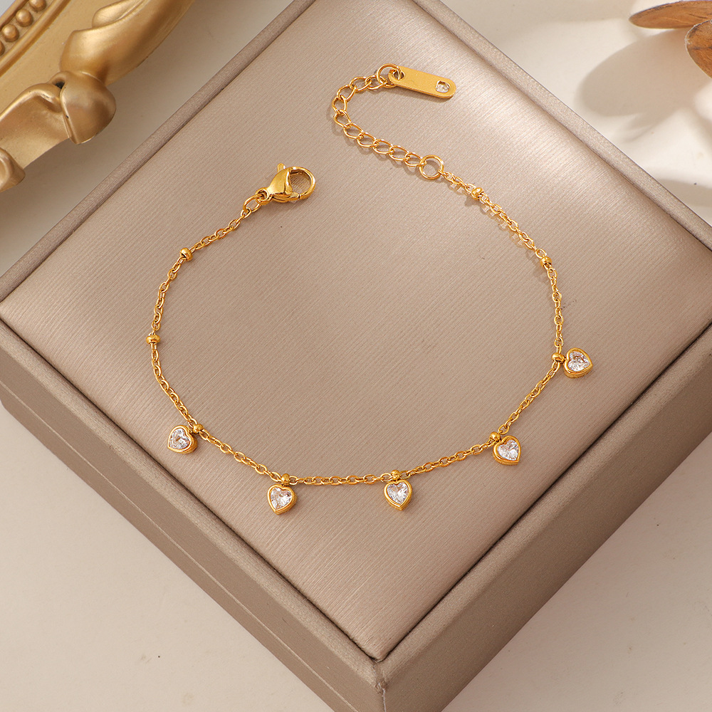 2025 New European and American Jewelry Elegant Elegant Heart-Shaped Zircon Multi-Pendant Bracelet Women's Titanium Steel Non-Fading Hand Jewelry Ins
