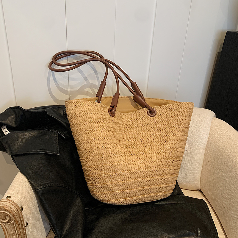 beach capacious straw one-shoulder bag