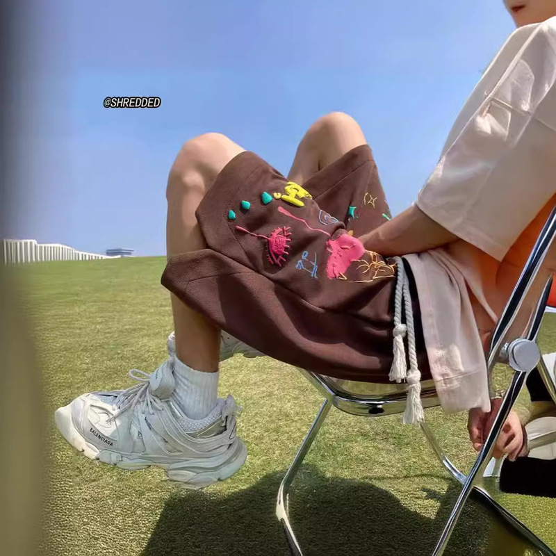 Hong Kong Style Graffiti Shorts Men's Summer Trendy Brand Contrast Color Dopamine Design Sense Youthful Handsome Basketball Pants Five-point Pants