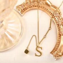 2025新款小众设计不锈钢字母流苏锁骨链欧美时尚通勤饰品一件代发