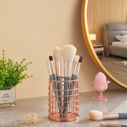 Cross-border Metal Wrought Iron Pen Container Desktop Storage Finishing Basket Eyebrow Pen Cosmetic Brush Storage Barrel Multifunctional Pen Container