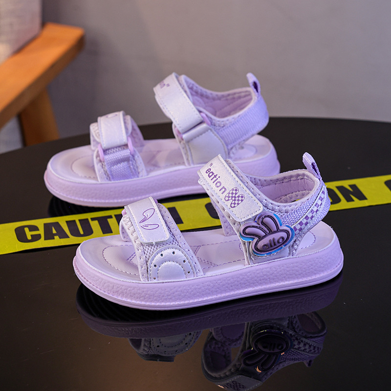 Sandálias para niñas 2026 verano nuevo estilo de moda infantil zapatos casuales variados niños grandes huecos zapatos de princesa de dedo abierto