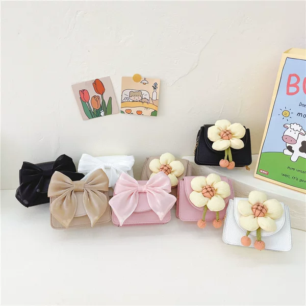 2023 New Fashion Children's Bag Women's Bow Parent-child Crossbody Bag Cute Princess Chanel Style Coin Purse Trendy