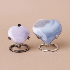 水晶爱心原石矿标心形水晶簇矿石化石标本收纳展示金属底座支架子