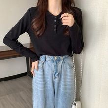 螺纹棉白色长袖t恤女打底衫款2025春秋季内搭衫新修身上衣纽扣