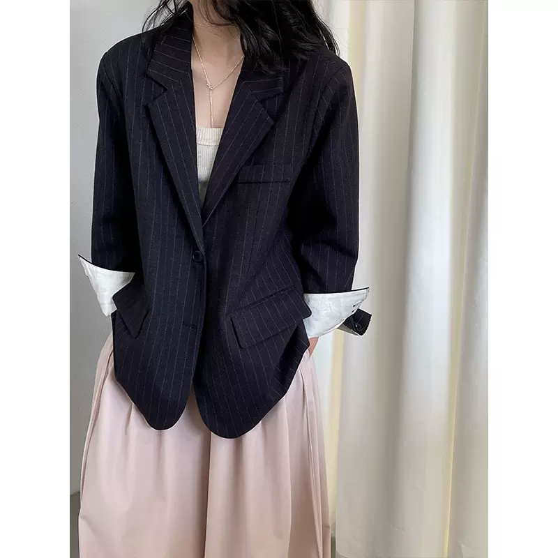 江左 质感在线极简风韩系后背刺绣西装条纹西服外套 女高级感6501