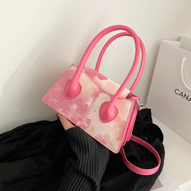 Frau Mittel Pu-Leder Krokodil Klassischer Stil Strassenmode Quadrat Magnetschnalle Umhängetasche display picture 19