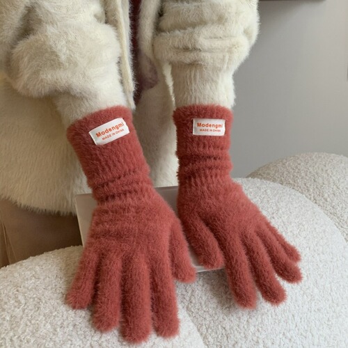 Soft and fluffy fingerless gloves for winter, minimalist and cute, solid color, long wrist warm, suitable for women in autumn and winter.
