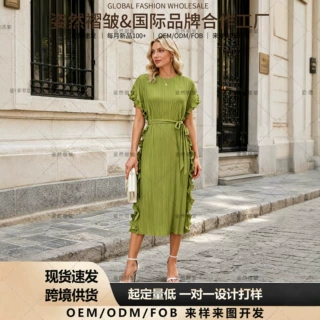 跨境大码女装纯色褶皱连衣裙 圆领短袖荷叶木耳边三宅褶皱连衣裙