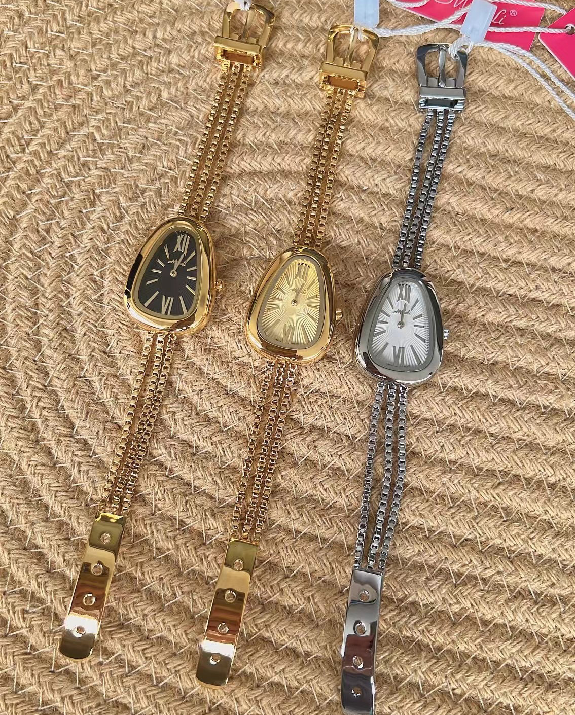 60g Weight Tempered Glass Mirror Material Stainless Steel Strap Material Watch Classification Pointer Display Type Casual Geometric Buckle Quartz Watch Women's Watches