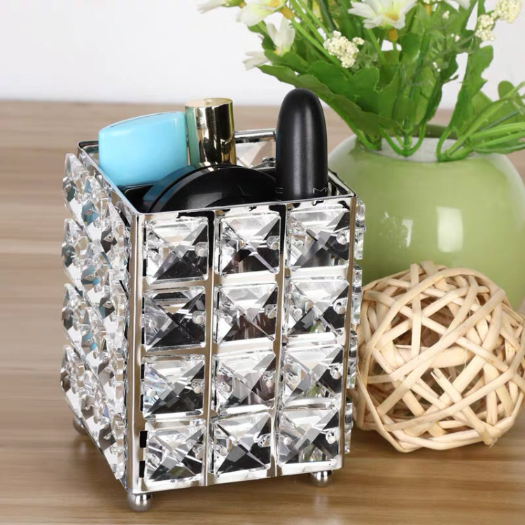 Amazon Hot Sale Crystal Pencil Round Desktop Creativity Cosmetic Brush Holder Inventario Cosmetic Brush Holder