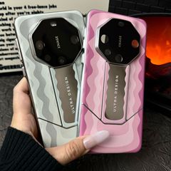電気メッキは華為Mate70Pro携帯電話ケースポルシェ迷境Mate60RSシンプルな転倒防止保護カバーに適用されている