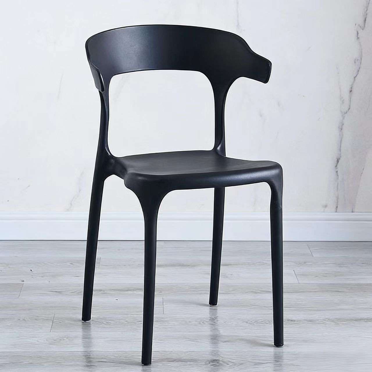 Trendy Plastic Chair with Horn-Shaped Backrest, Suitable for Home Use, Lazy Leisure, Simple Design, Thickened, Nordic Style, Office Use
