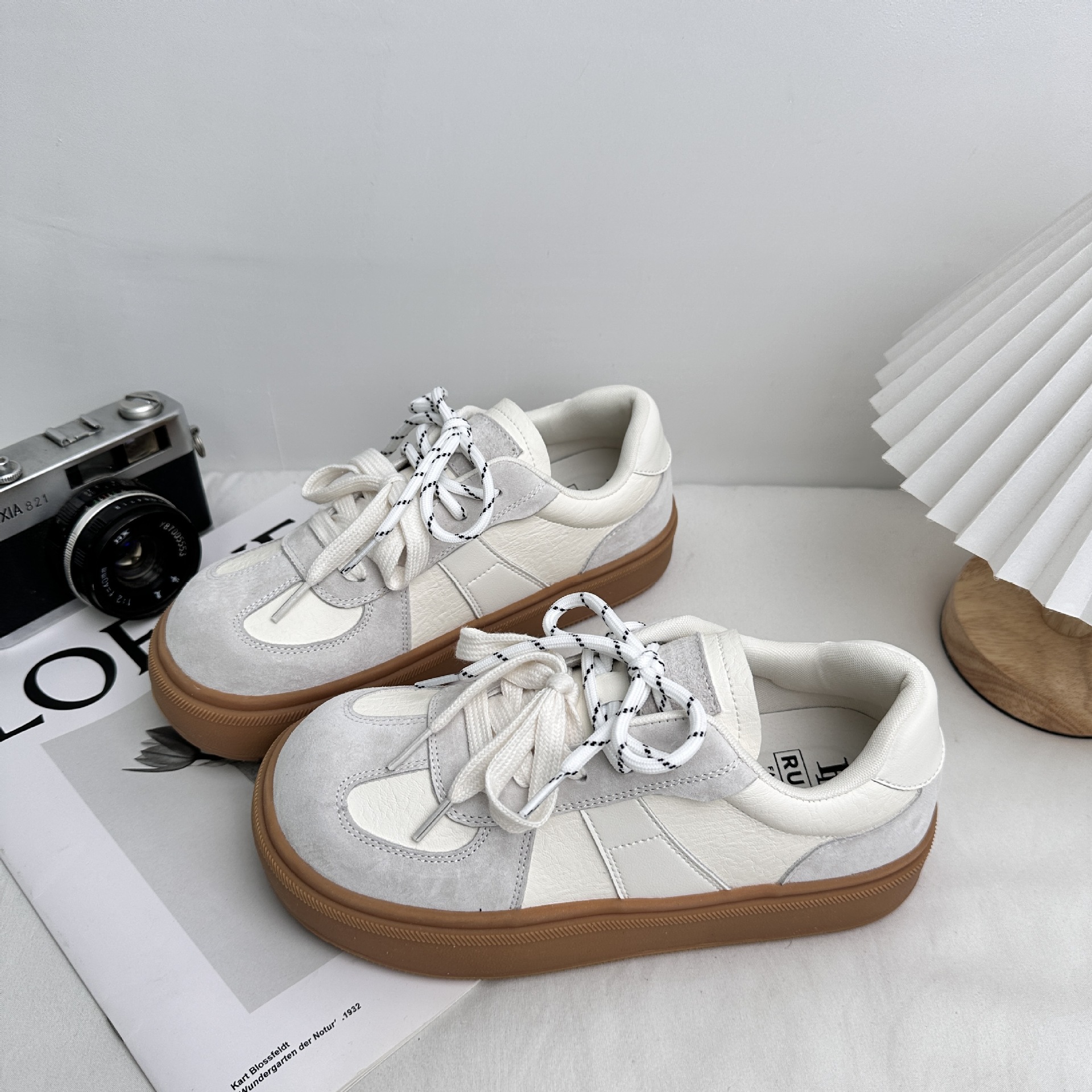 XY-A500 zapatos de deporte de plataforma alta zapatos de mujer 2025 primavera nuevo estilo Cabi Bala cabeza cuadrada zapatos de mujer casuales de nicho