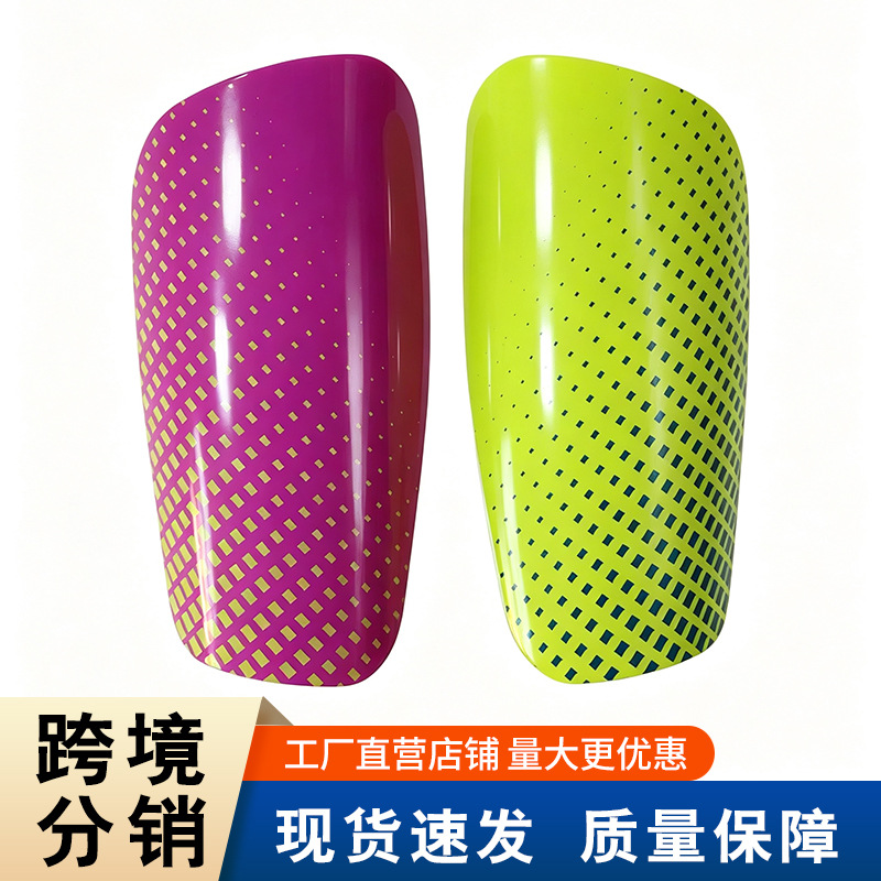 Wholesale in-stock football training protective gear, calf guards, knee pads, socks with inserted protective plates, one-size-fits-all youth shin guards