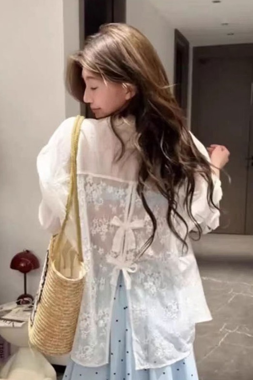 trắng