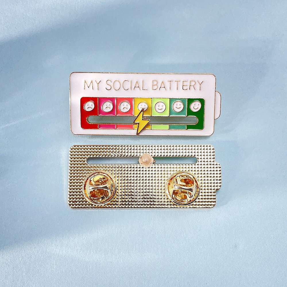 Cambio de humor de poder social broche insignia femenina nueva medalla creativa ropa bolsa decoraciones insignia de metal