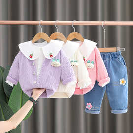 女童装2023新款宝宝布偶兔子三件套装01-3-5岁婴儿童洋气春秋季