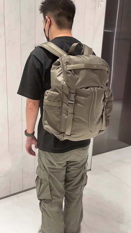 LULU双肩包多功能户外登山包25L高品质大容量电脑书包运动休闲包|undefined