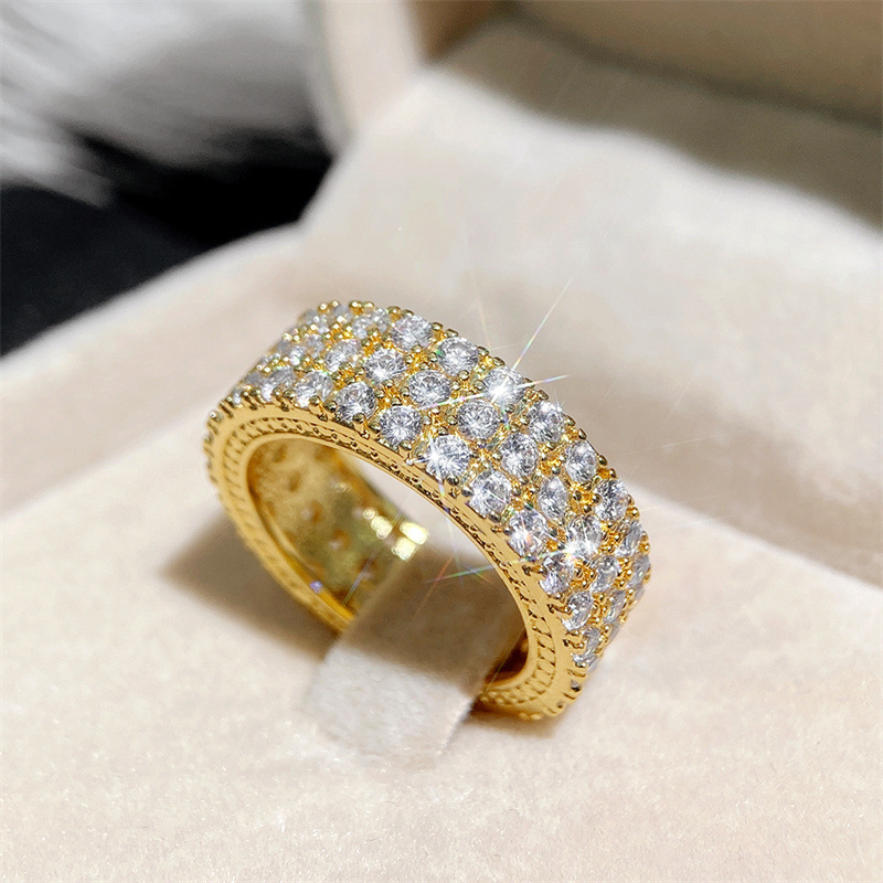 Luxurious Solid Color Copper Inlay Zircon Rings display picture 4