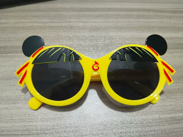 Yellow frame