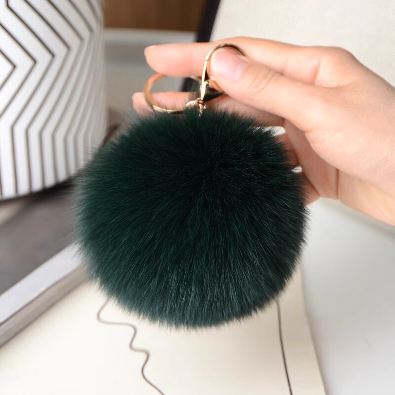 Real fox fur ball bag pendant, high-end ins plush fur accessory, fluffy car keychain, backpack decoration Real fox fur ball bag pendant, high-end ins plush fur accessory, fluffy car keychain, backpack decoration