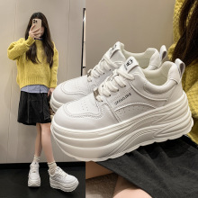 厚底松糕小白鞋女鞋子2025新款秋季百搭休闲鞋小众小个子增高板鞋