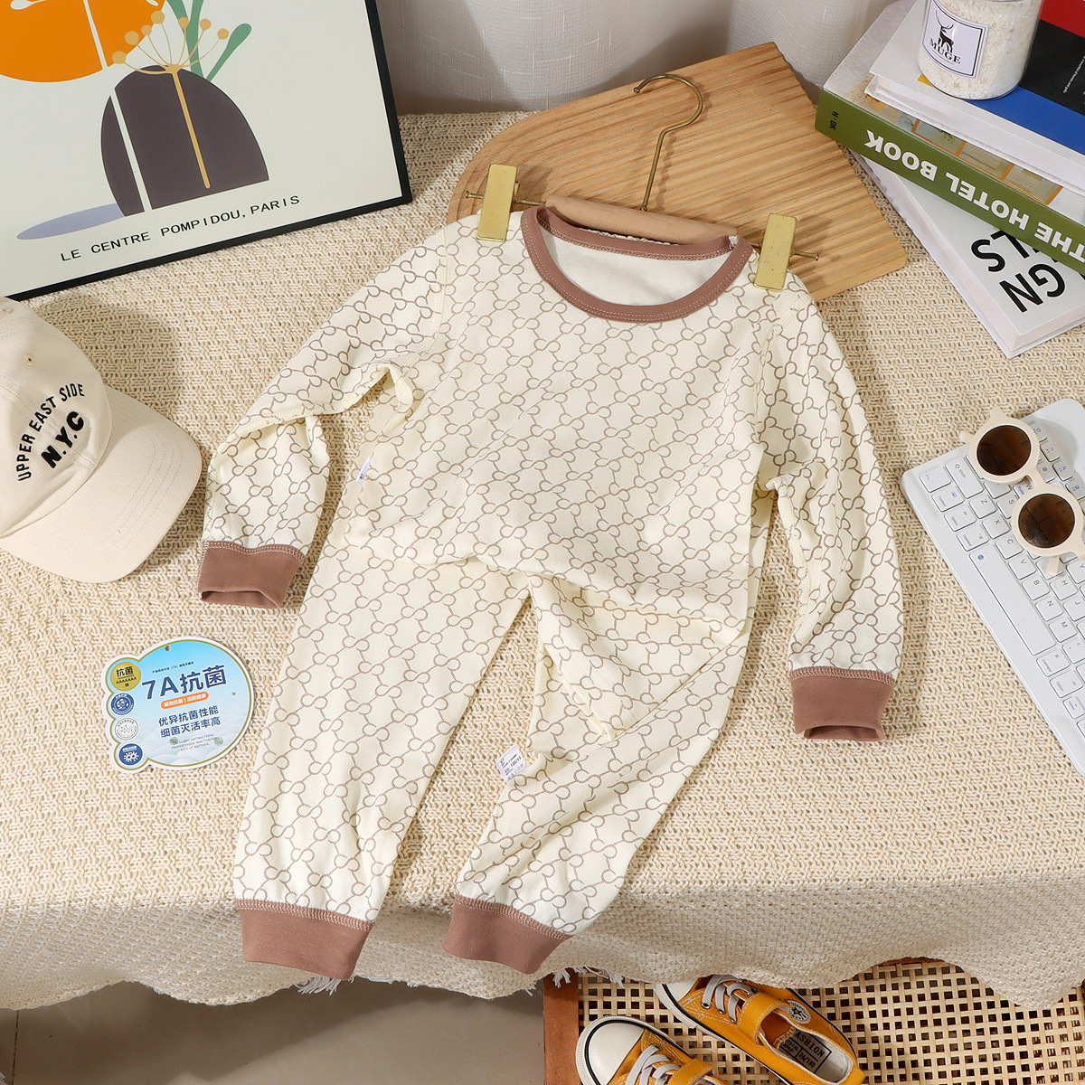 [Personalizado] Ropa interior deshuesada coreana para niños otoño e invierno Ropa de hogar de algodón de dibujos animados para niños y niñas Conjunto de pijamas para bebés
