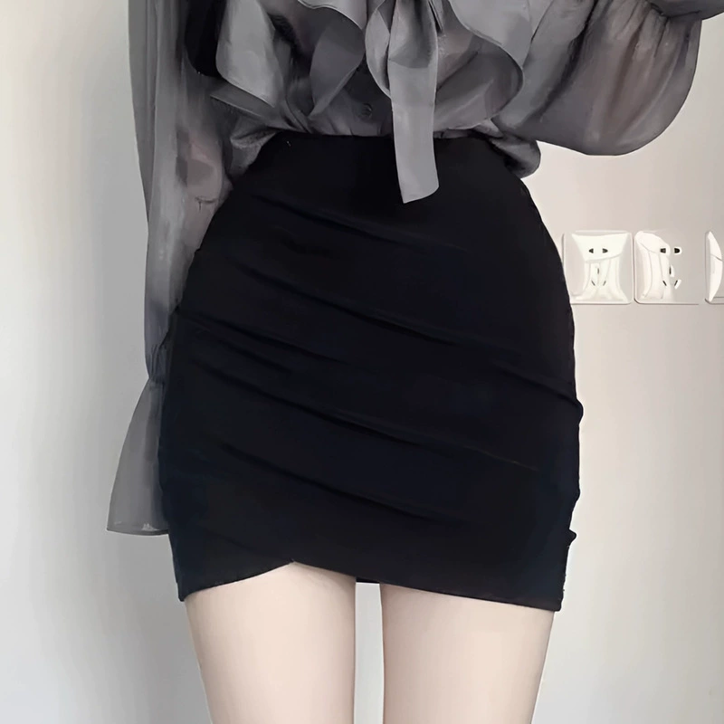 Короткая юбка с высокой талией, утягивающая юбка, элегантная, облегающая бедра юбка, модный весенне-летний черный утягивающий дизайн с разрезом.